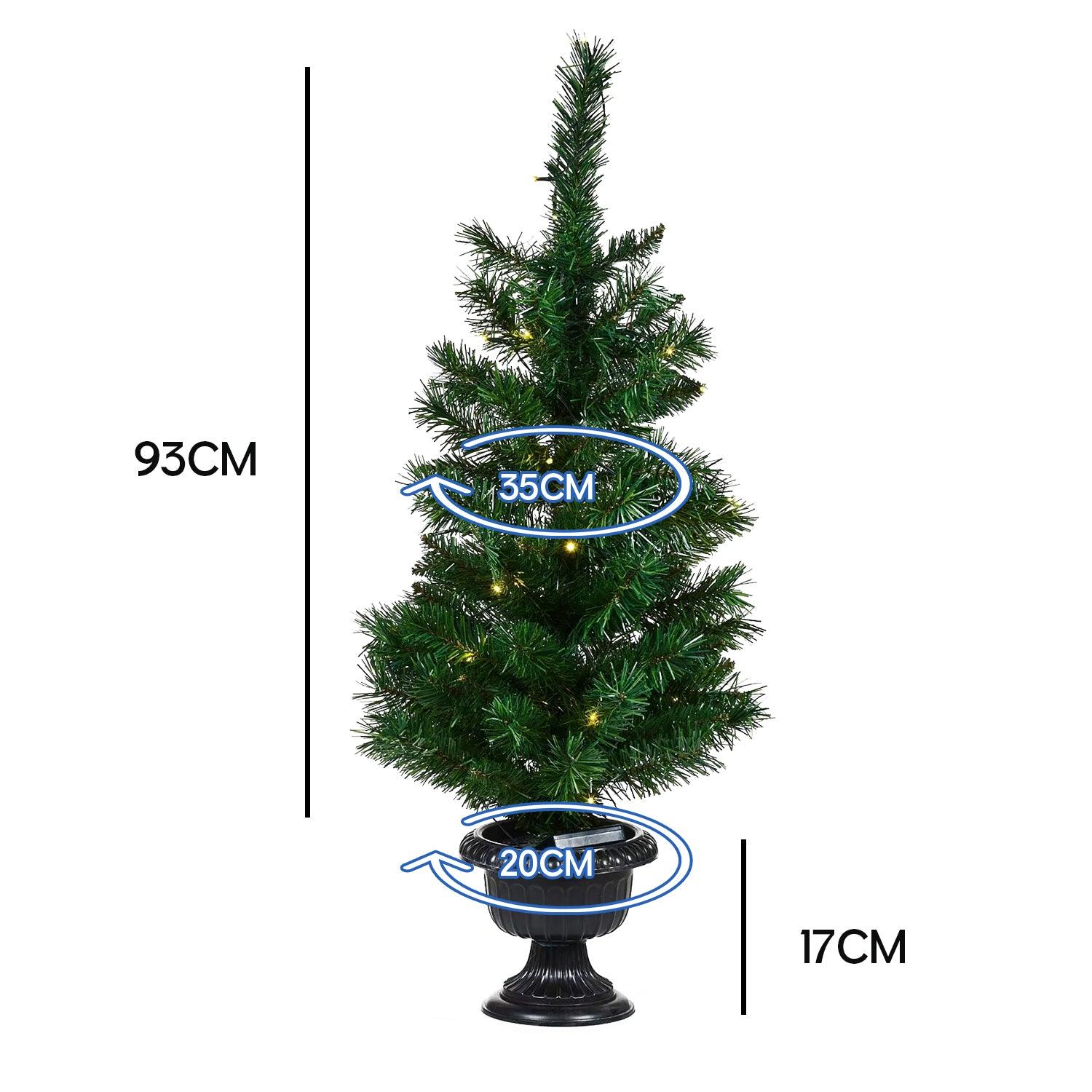 fully decorated christmas tree