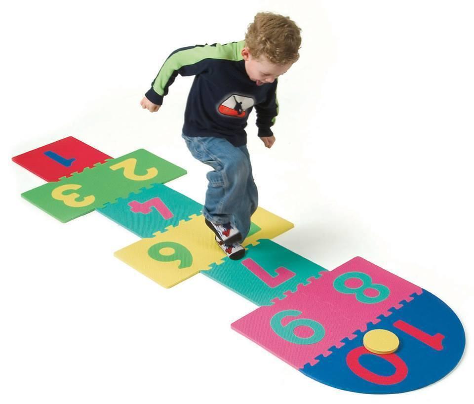 Giant Hop Scotch