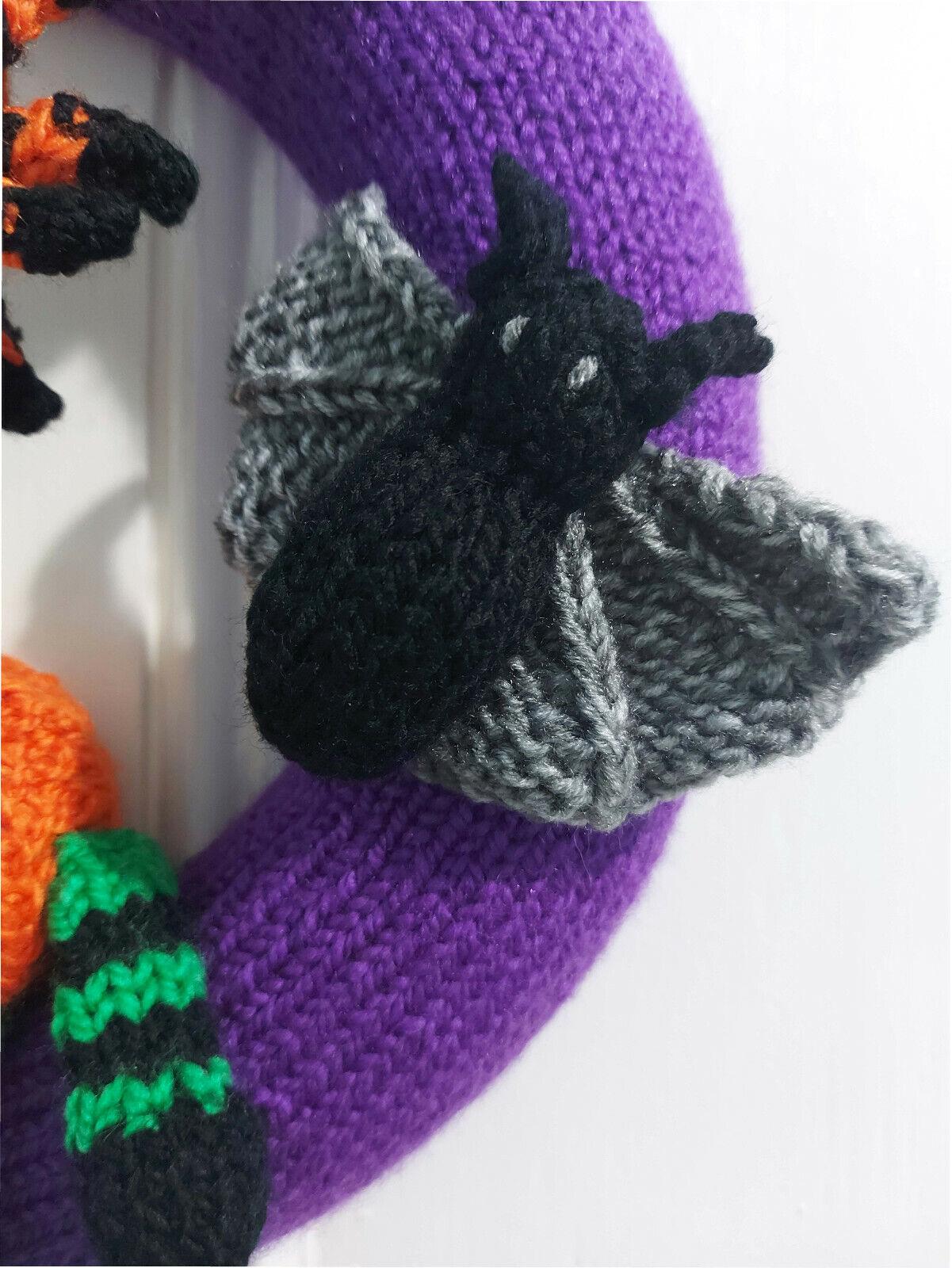 Halloween Door Wreaths UK - KNITTING PATTERN Halloween Wreath Decoration CHUNKY Ghost Spider Bat
