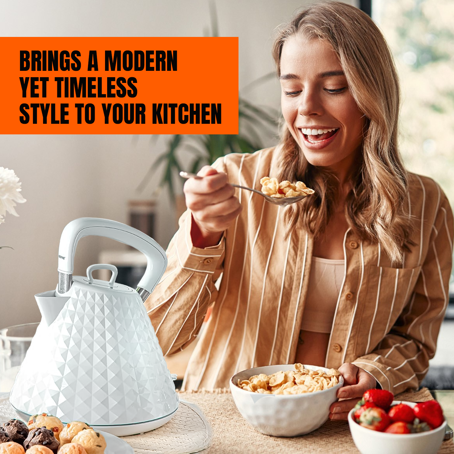 Stainless steel kettle and toaster set