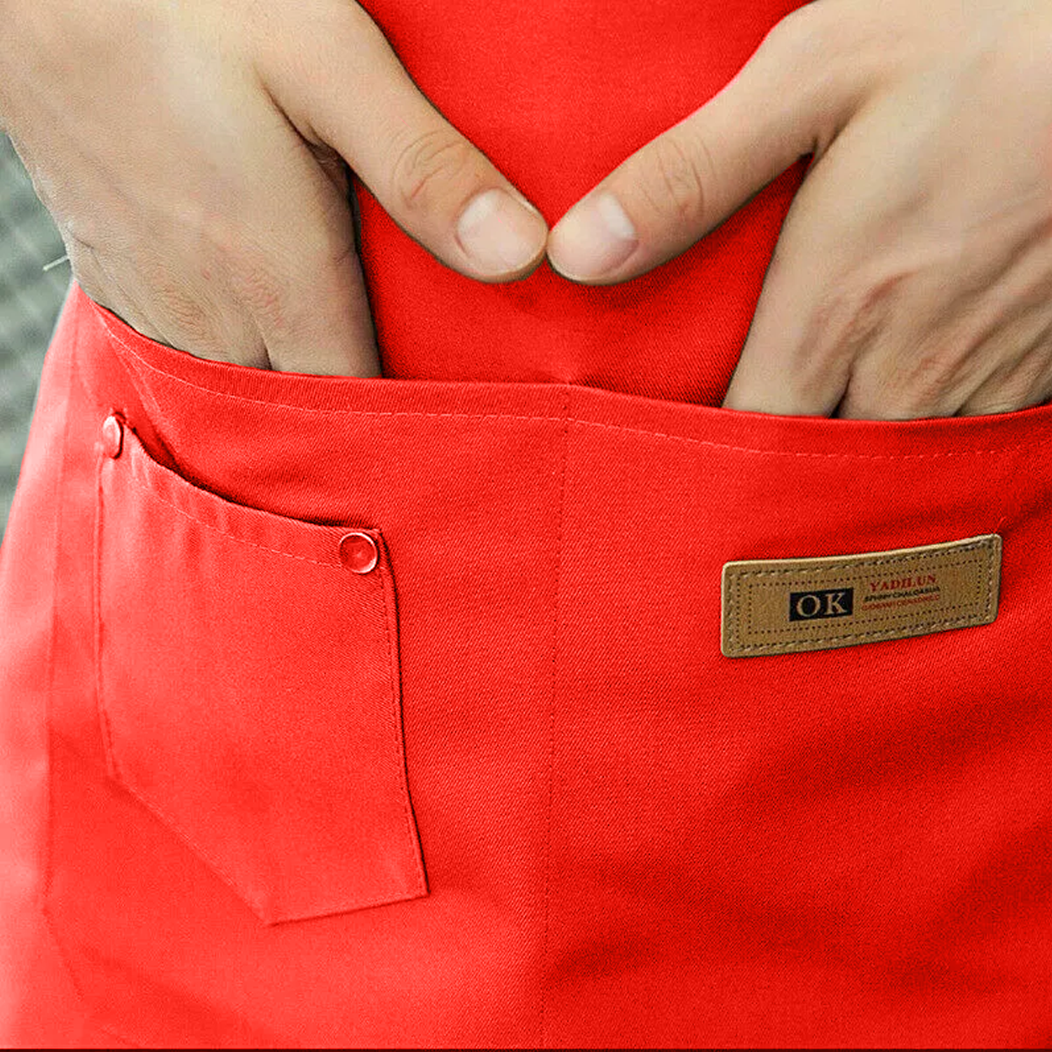 cooking apron with pocket