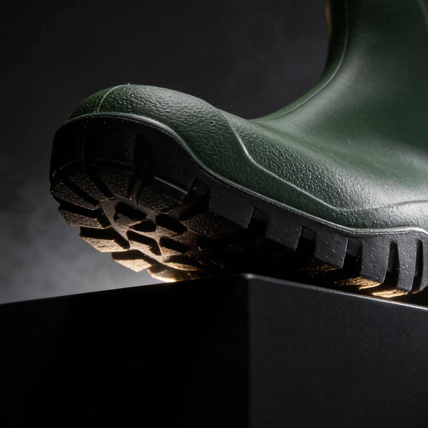 Fashionable extra wide calf boots for winter