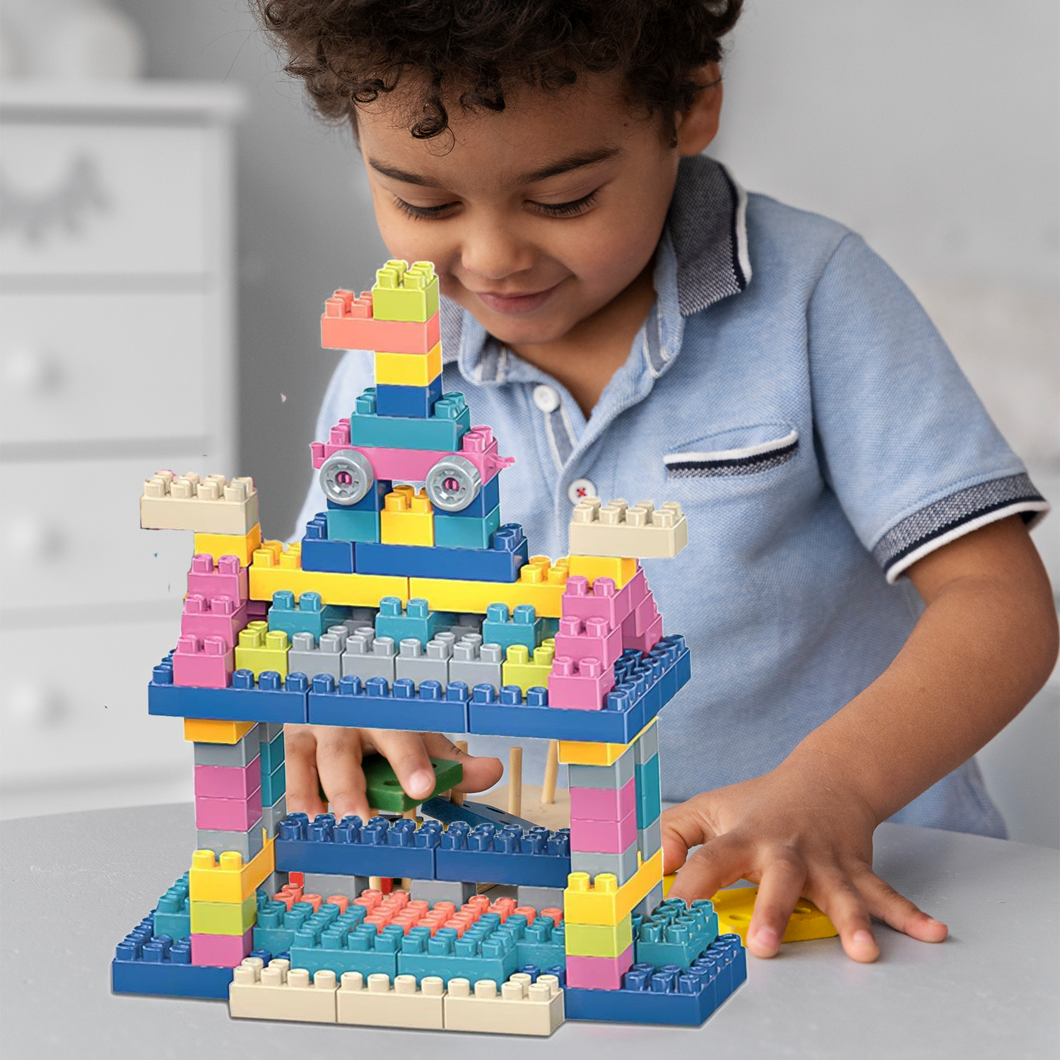 Stackable block toys for imaginative play