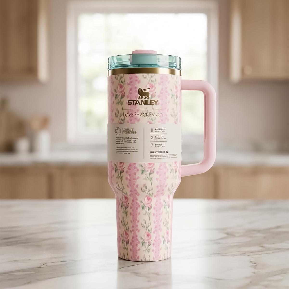 Stanley tumbler with straw